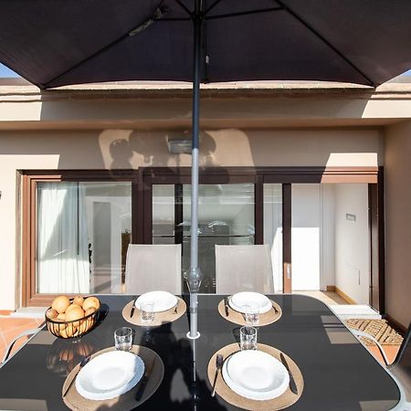Rooftop Delight With Terrace لوكا المظهر الخارجي الصورة